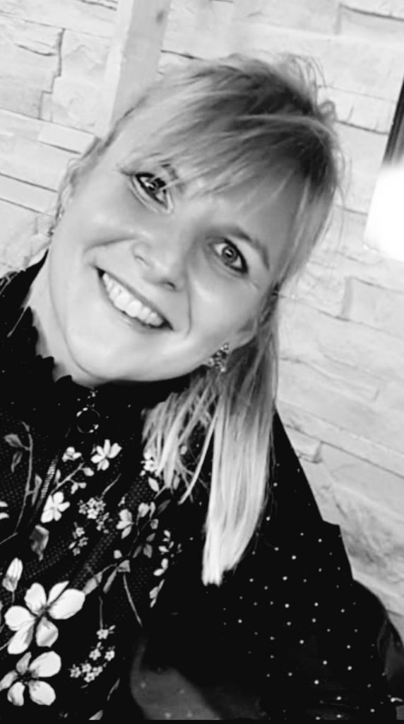 Portrait von Karolina Gantzek, Kinder- und Jugendlichenpsychotherapeutin in Erlangen